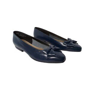 Womens Magdaserians Leather Slip On Bow Accent Flats. Size 8M